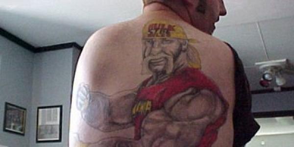 Татуировки украшают накаченное тело?